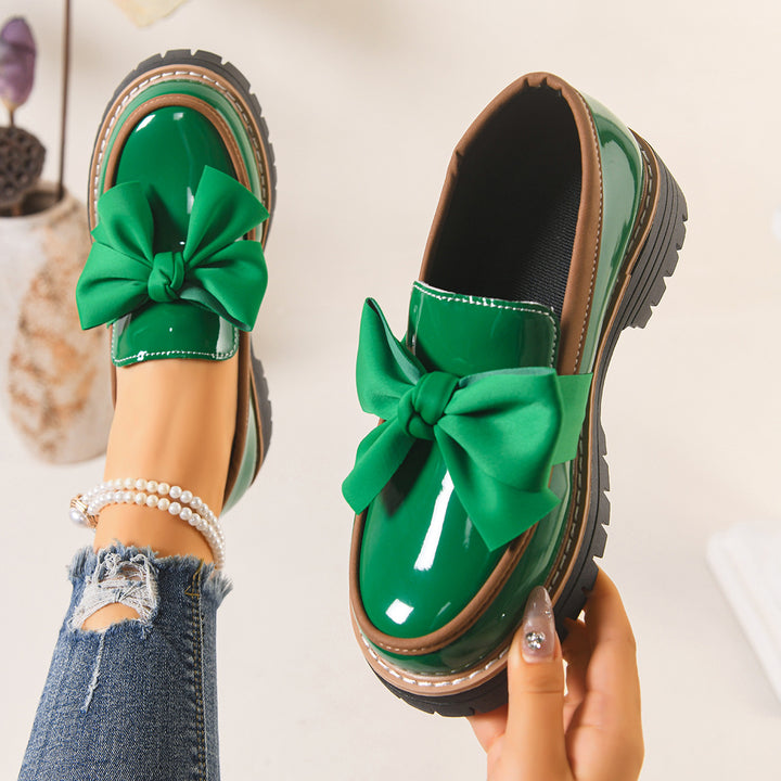 Women's Classic Bow Loafers – Comfortable Platform Sole with Elegant Patent Finish