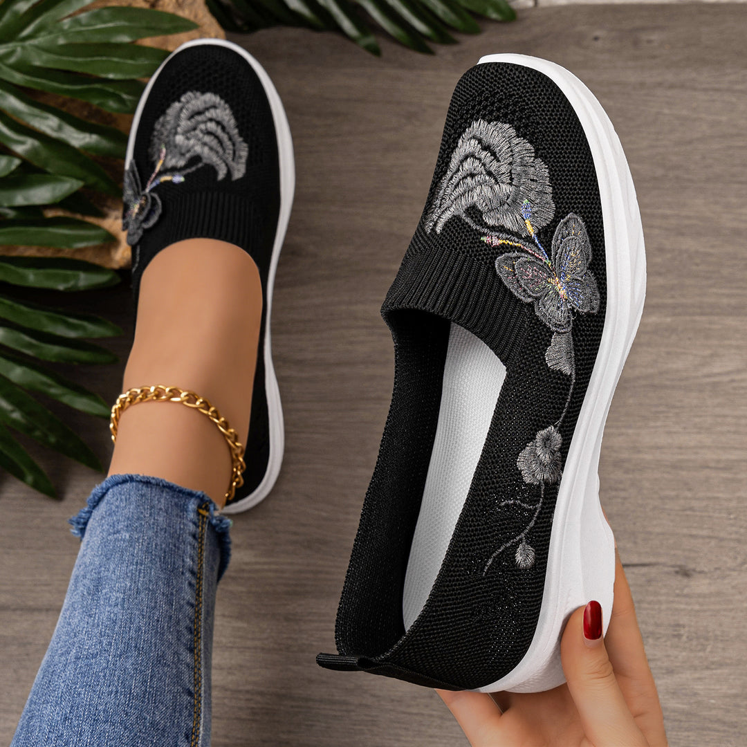 Breathable Mesh Walking Shoes for Women – Soft Embroidered Comfort Shoes