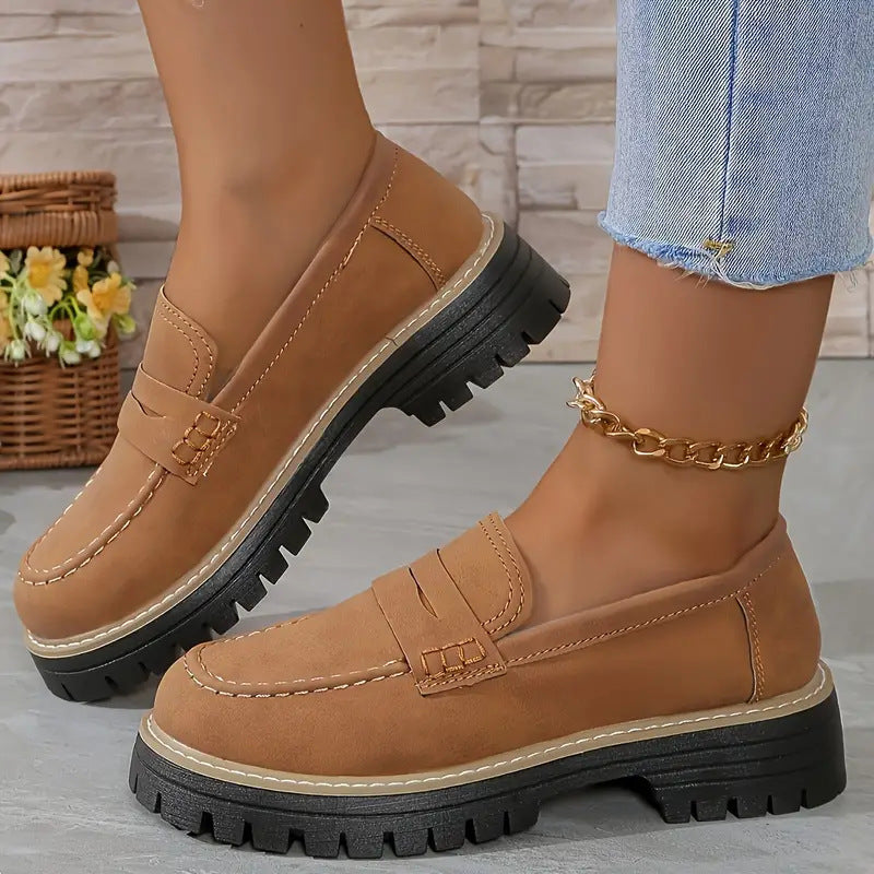 Women's Comfortable Everyday Loafers – Cushioned Platform Sole with Timeless Style