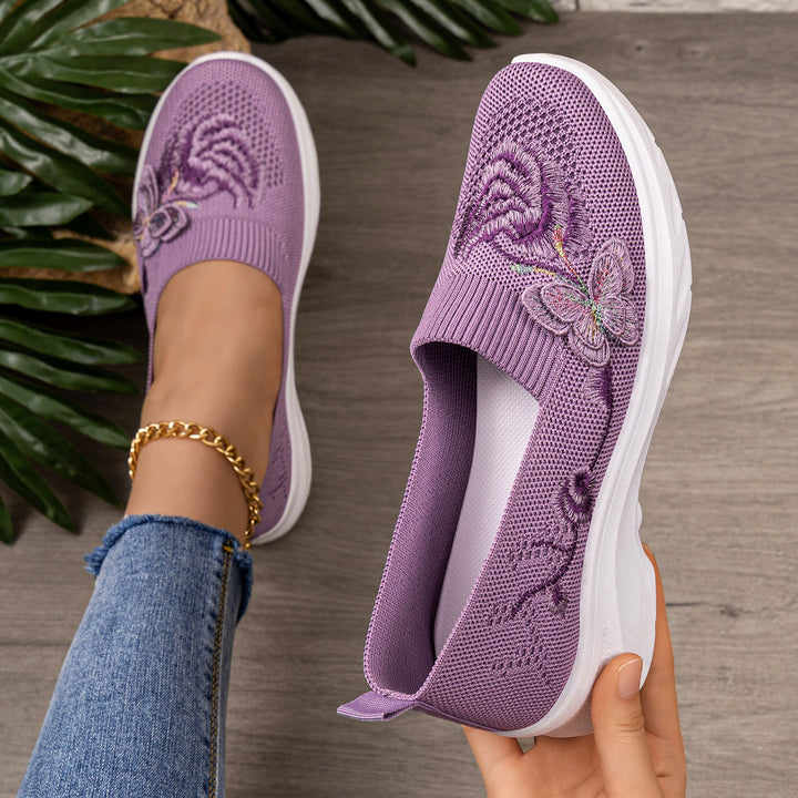 Breathable Mesh Walking Shoes for Women – Soft Embroidered Comfort Shoes